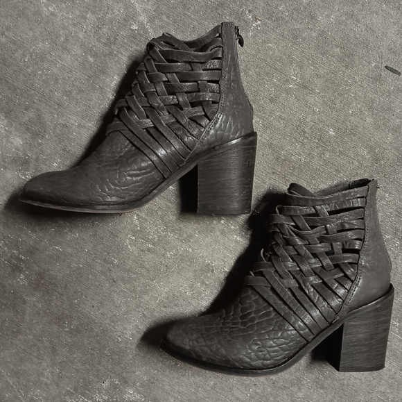 Free People Carrera Grey Woven Leather Ankle Boots 38 (7½US) - Picture 3 of 10